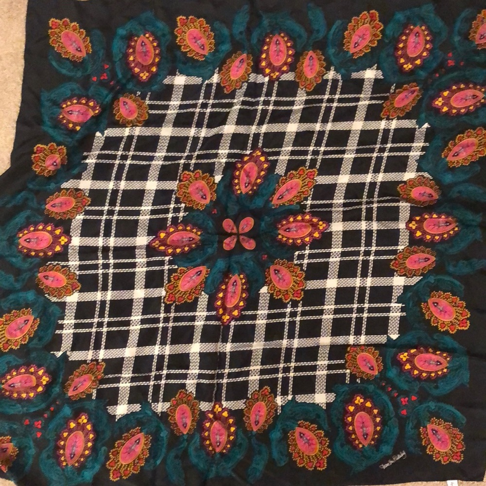 Vintage Diane Von Furstenberg Scarf
